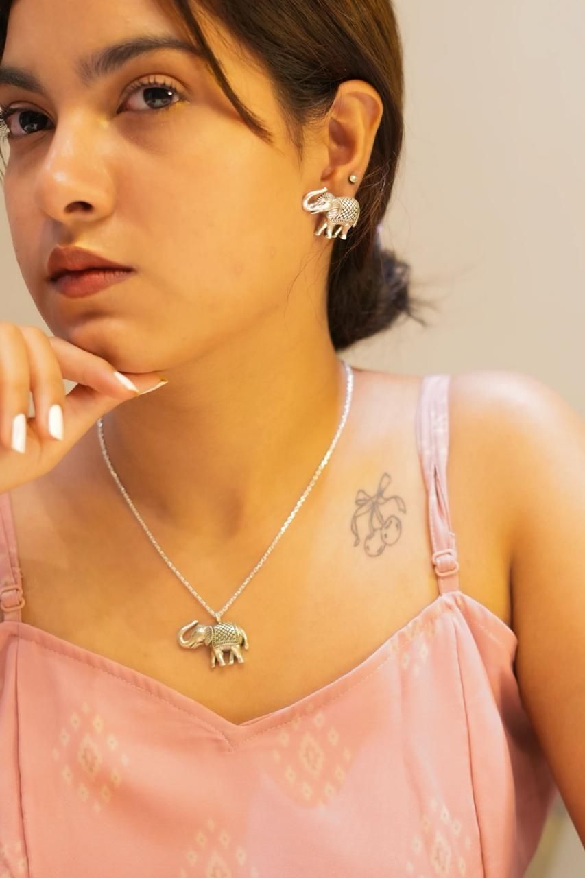 Elephant Necklace Set